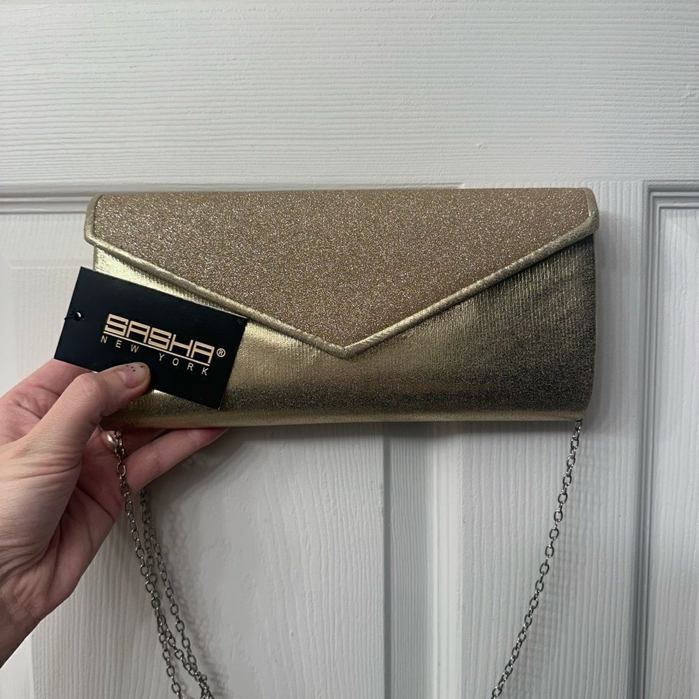 Women’s Golden Clutch With Strap